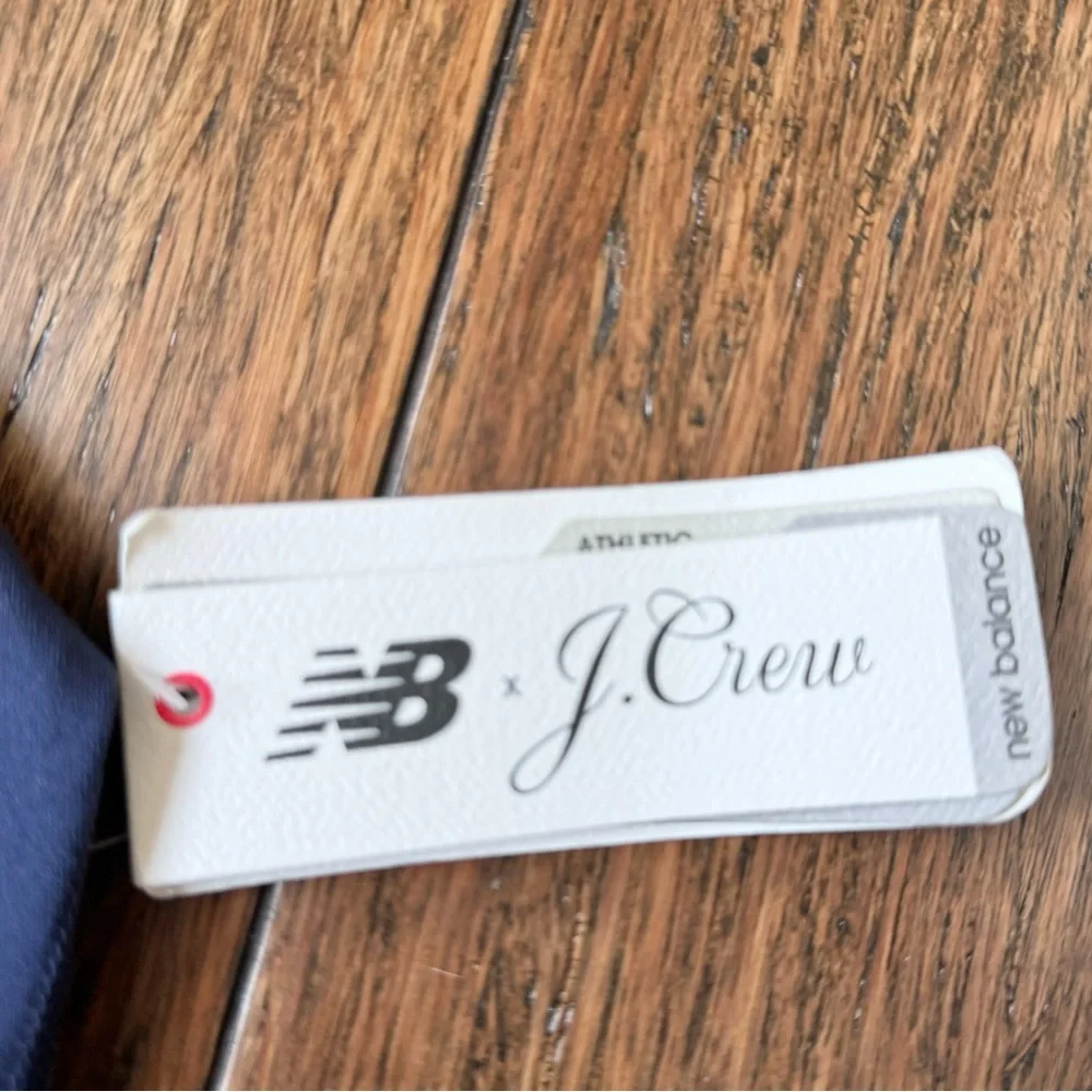 New Balance x J. Crew Running Top - Picture 5 of 11